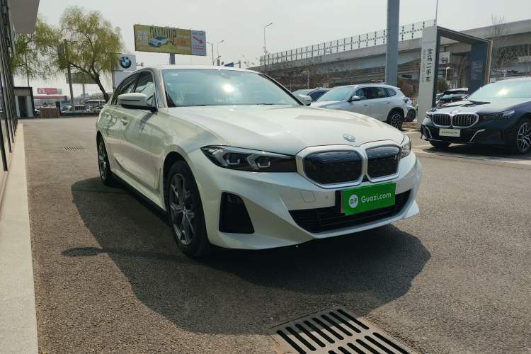 Used BMW i3 2024 eDrive 35 L
