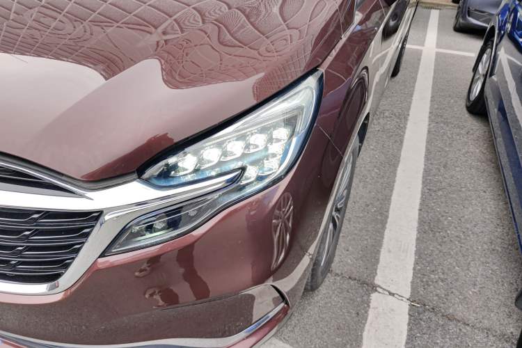 Used Buick GL8 2022 ES Land Cruiser 653T Luxury Model
