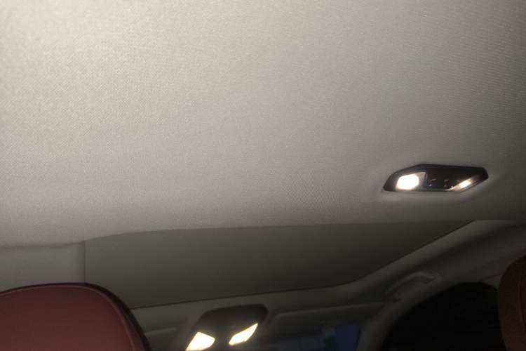 Used BMW 3 Series 2022 Updated 325i M Sport Package Headliner