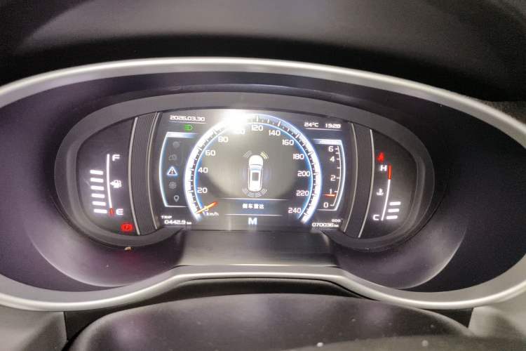 Used Geely Auto Emgrand X7 Sport 2016 1.8TD Manual Smart Edition Instrument Cluster