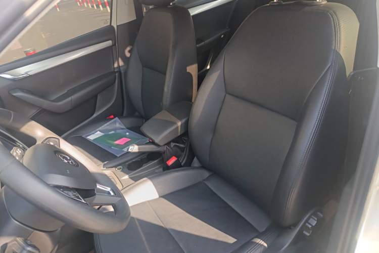 Used Skoda Octavia 2019 1.5L Automatic SmartDrive Comfort Edition China V Standard Left Front Seat