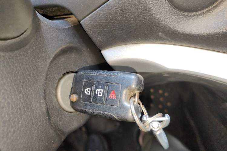 Used Dongfeng Ruichi 6 2021 2.3T Manual Two-Wheel Drive Diesel Standard Version with Long Cargo Bed M9T
