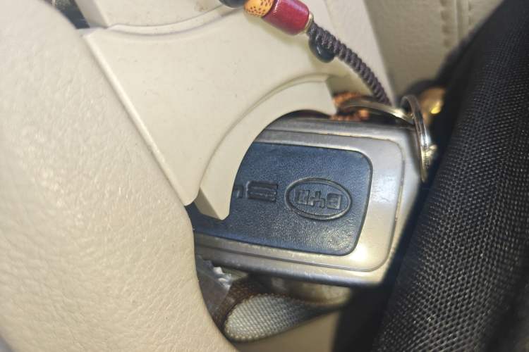 Used BYD S6 2011 2.0L Manual Luxury Version