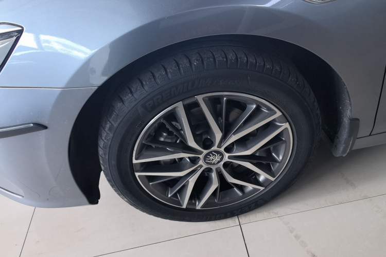 Used BYD Qin PLUS 2021 DM-i 120KM Prestige Model
