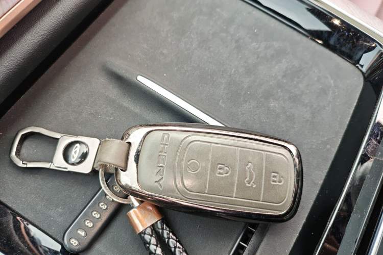 Used Chery Tiggo 9 2025 2.0T Dual-Clutch Two-Wheel Drive Luxury Edition 7 Seats