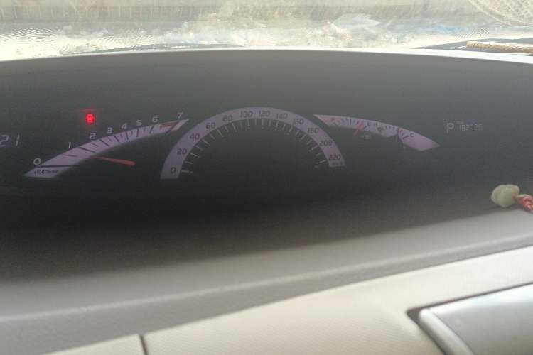 Used Toyota Previa 2006 2.4L 7-Seater Luxury Edition