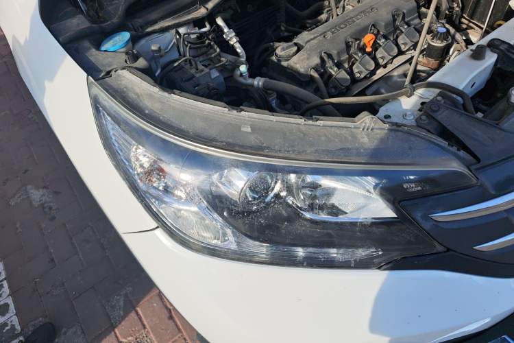 Used Honda CR-V 2012 2.0L two-wheel drive urban version