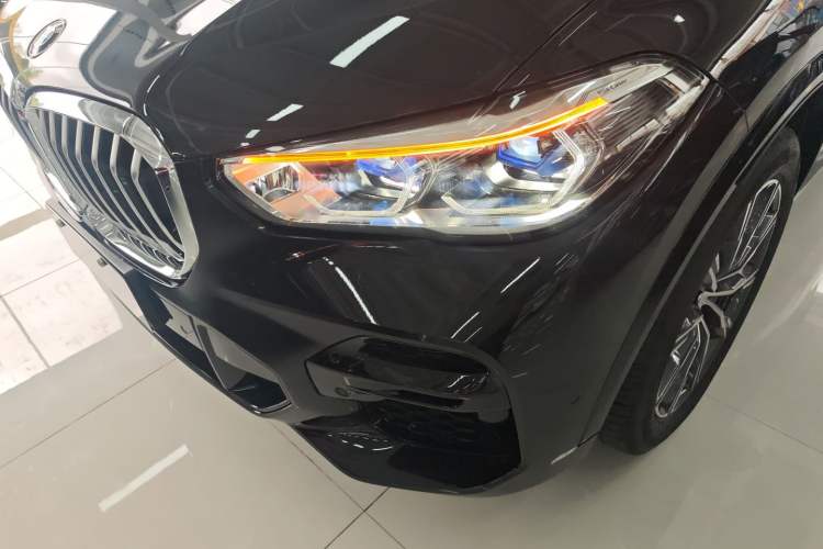 Used BMW X5 2022 xDrive40i M Sport Package
