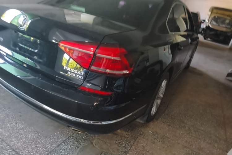 Used Volkswagen Passat 2017 330TSI DSG Luxury Edition