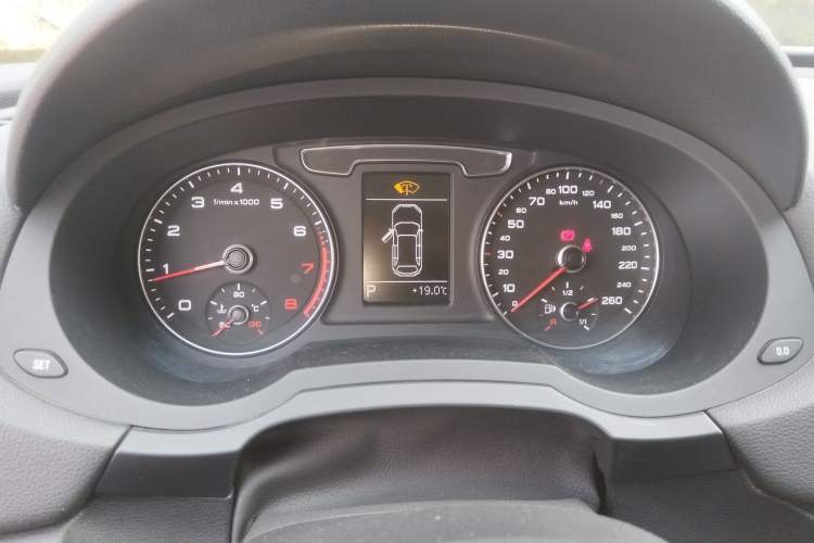 Used Audi Q3 2018 30th Anniversary Edition 30 TFSI Fashion Model