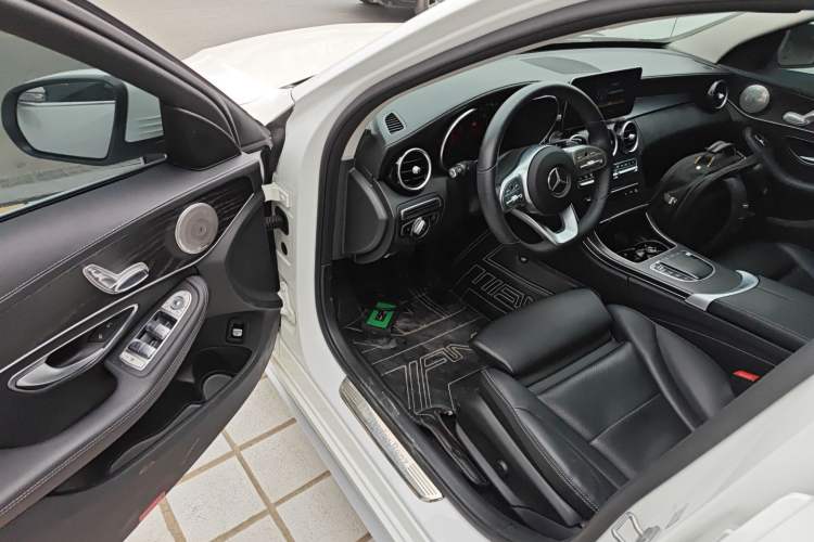 Used Mercedes-Benz C-Class 2021 C 200 L Fashion Edition Sport Version Driver Seat