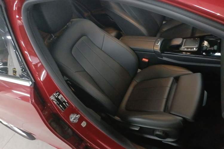 Used Mercedes-Benz A-Class 2022 Restyled A 200 L Sport Sedan Fashion Version Right Front Seat