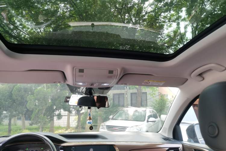 Used Volkswagen Tharu 2021 280TSI Two-Wheel-Drive Luxury Plus Edition