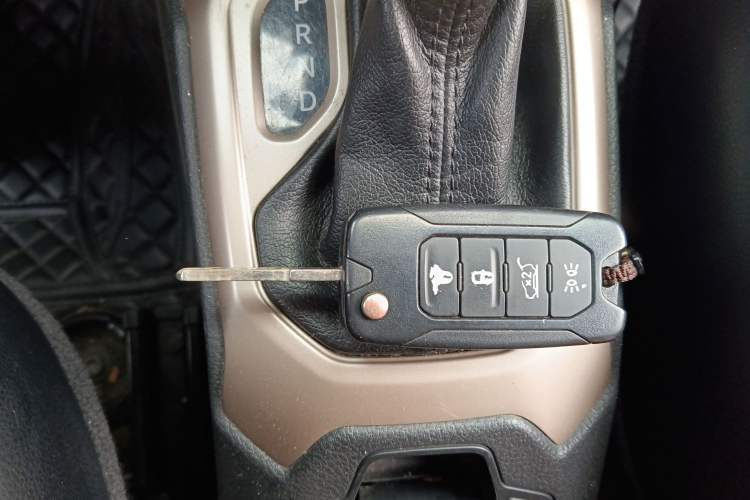Used Jeep Renegade 2016 1.4T Automatic Kinetic Edition Vehicle Key