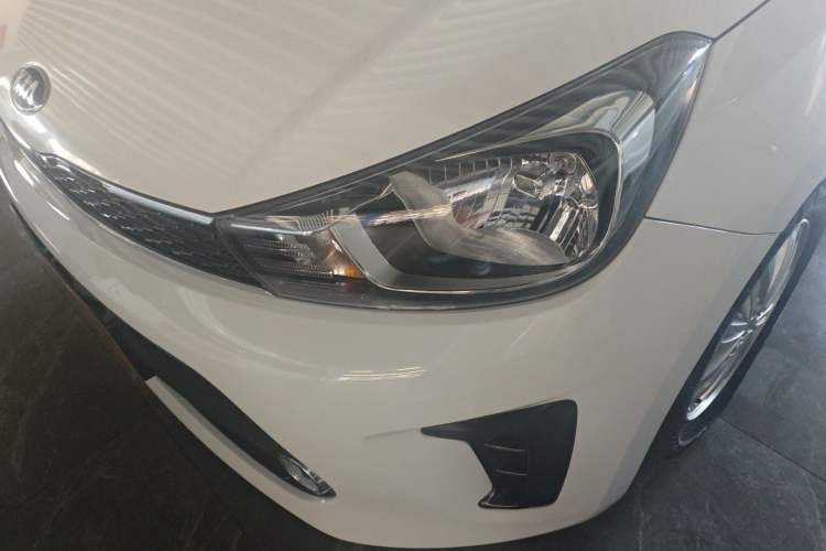 Used Kia Pegas 2019 1.4L Automatic Value Edition National VI Standard Left Front Headlight