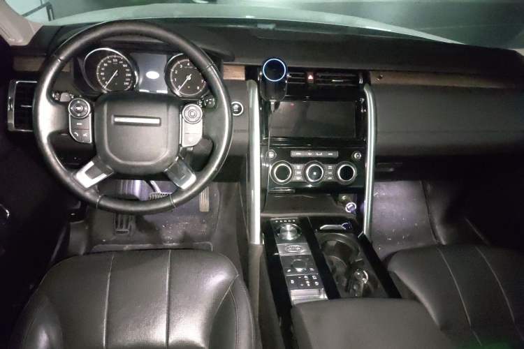 Used Land Rover Discovery 2018 3.0 SC V6 HSE