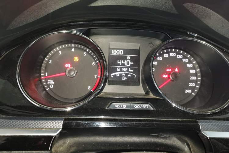 Used Volkswagen C-TREK 2017 230TSI Manual Comfort Version