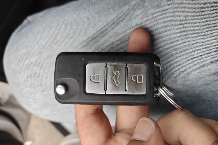 Used Zotye T300 2023 T300L 1.5L Manual Standard Edition