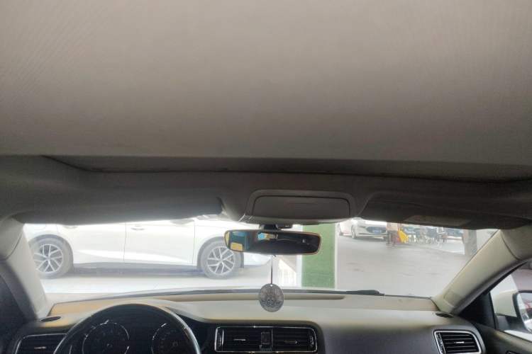 Used Volkswagen Sagitar 2018 1.6L Automatic Comfort Model Headliner