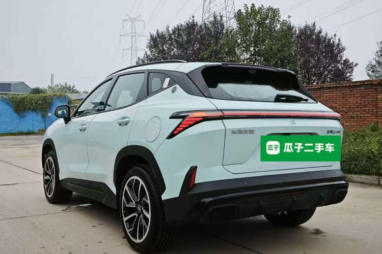 Used JETOUR Shanhai L6 2024 1.5TD DHT ULTRA
