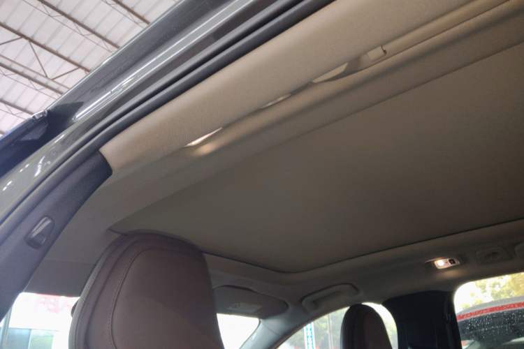 Used Volvo XC60 2019 T5 4x4 Smart Edition China VI Standard
