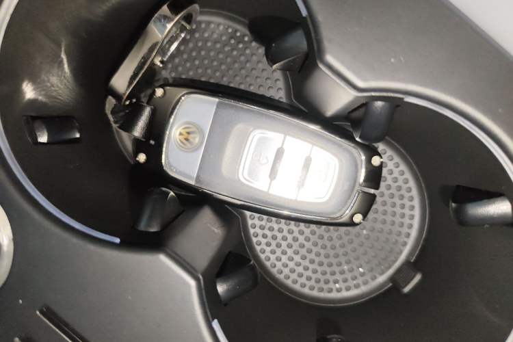 Used Volkswagen Phideon 2019 380TSI Two-Wheel Drive Business Edition China VI Standard
