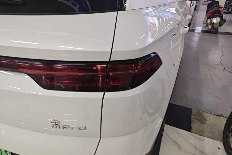 Used BYD Song Pro New Energy 2024 HONOR Edition DM-i 71KM Navigation Model Right Rear Taillight