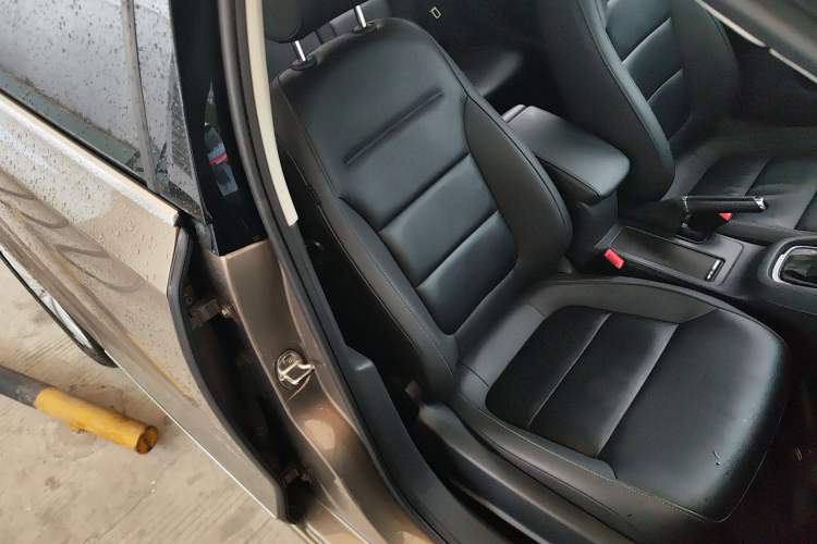 Used Volkswagen Sagitar 2016 230TSI 25th Anniversary Edition
