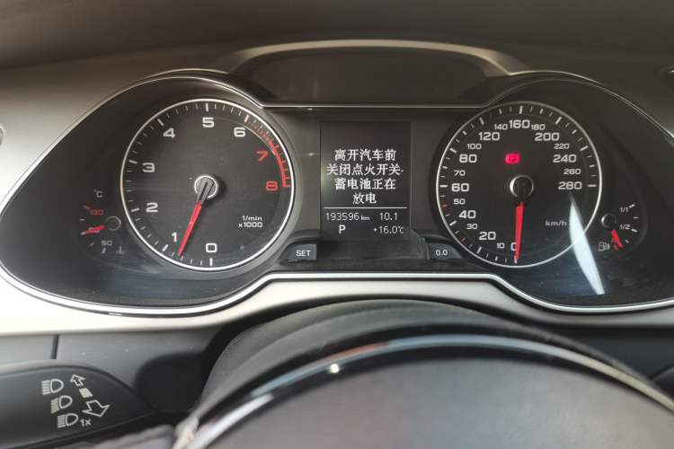 Used Audi A4L 2013 35 TFSI Automatic Standard Model Instrument Cluster