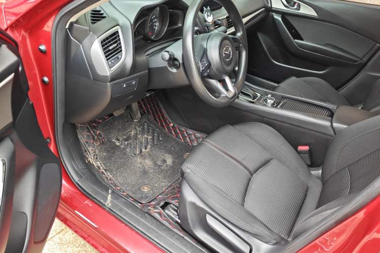 Used Mazda 3 Axela 2019 Cloud-Controlled Version Sedan 1.5L Automatic Luxury Trim China V Standard