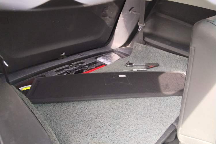 Used Chevrolet Orlando 2019 Redline 530T Automatic Enjoyment Version (5+2 Seating) China VI Trunk