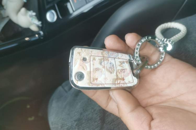 Used Volkswagen Passat 2021 330TSI Elite Edition Vehicle Key