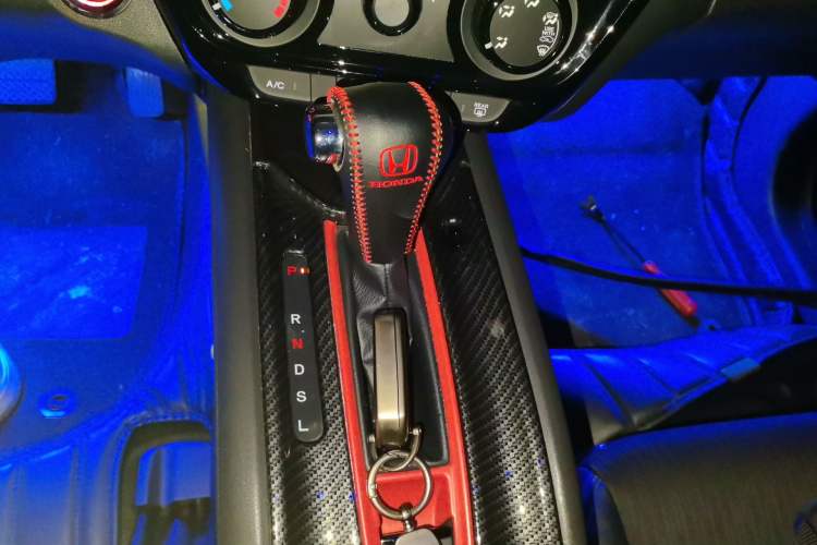 Used Honda Vezel 2022 1.5L CVT Phantom Night Pioneer Edition
