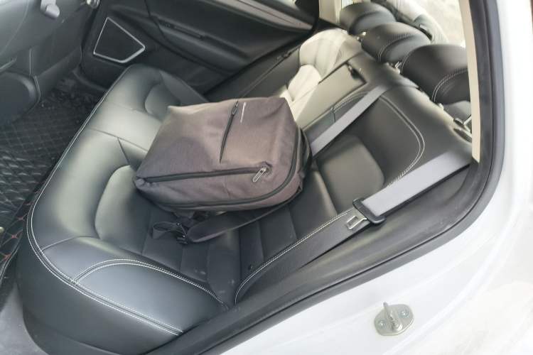 Used Geely Auto Emgrand GL 2018 1.4T DCT Elite Smart Connectivity Version
