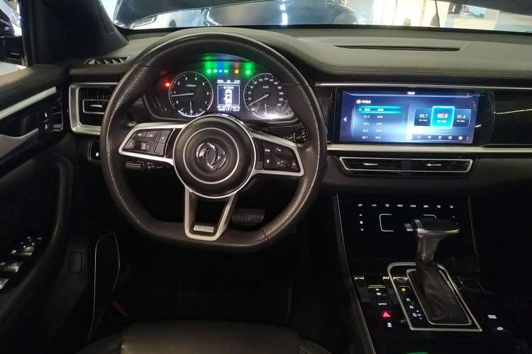 Used Dongfeng Fengon ix7 2020 2.0 TGDI Automatic Two-Wheel Drive Urban Luxury Edition
