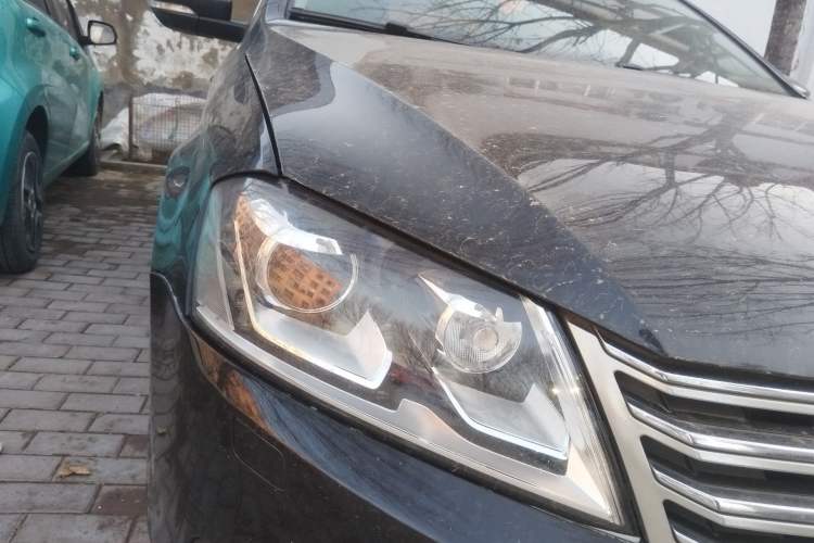 Used Volkswagen Magotan 2013 1.8TSI Luxury Model Right Front Headlight