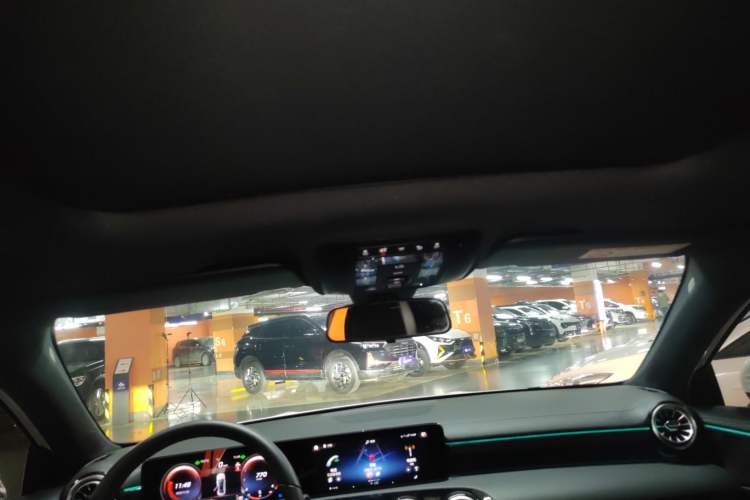 Used Mercedes-Benz A-Class 2022 Revised Version A 200 L Sport Sedan Fashionable Style
