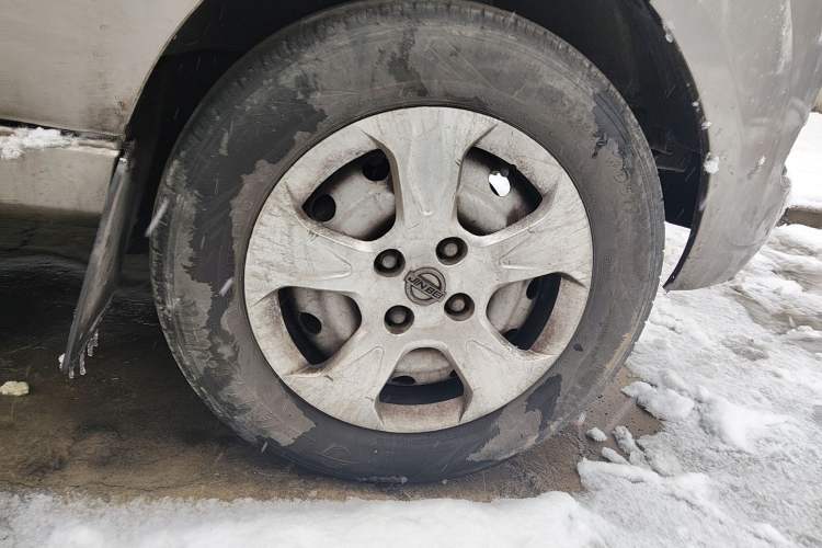 Used Jinbei New Hiace X30L 2022 1.5L Wealth Edition Air-Conditioning-Free Van China VI Standard SWC15M