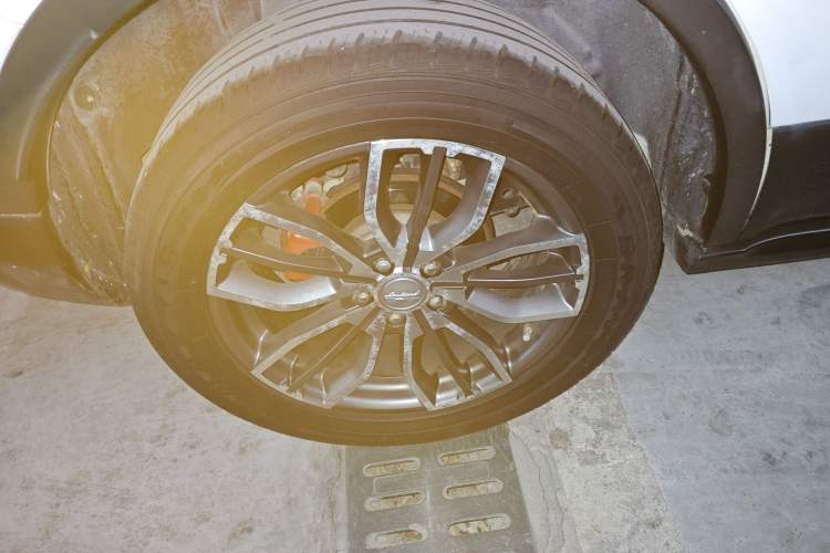 Used Land X7 2018 Geely Xingyue 1.5T Panoramic Supreme Model Exterior 3