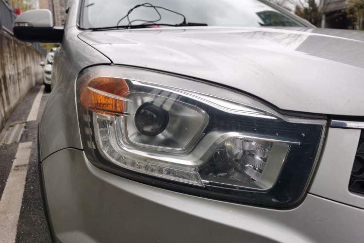 Used SsangYong Korando 2014 2.0L Gasoline 4x4 Automatic Luxury Navigation Edition