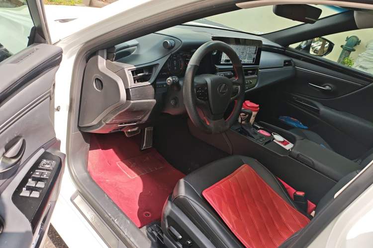 Used Lexus ES 2022 200 Excellence Edition
