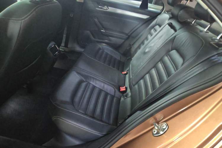 Used Volkswagen Lamando 2015 330TSI DSG Luxury Edition