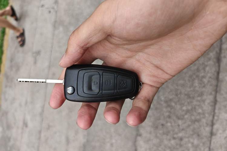 Used Ford Mondeo 2011 2.0L GTDi 200 Fashion Edition Vehicle Key