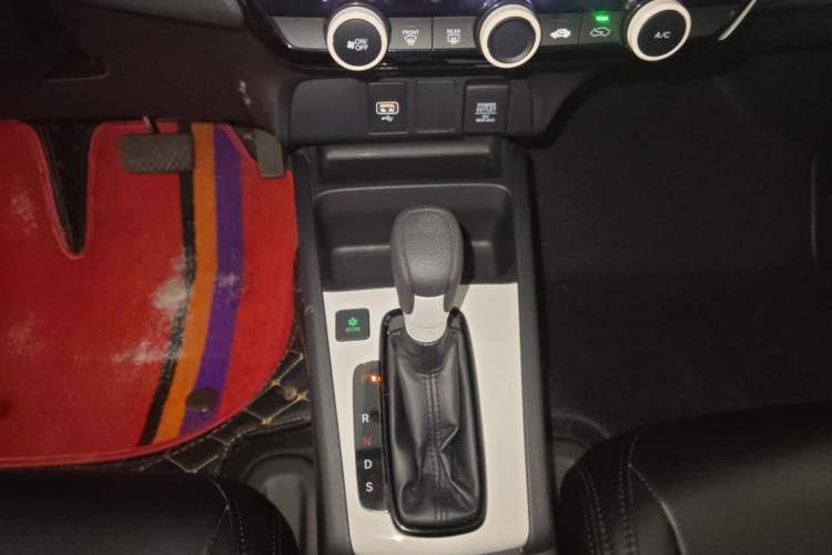 Used Honda Fit 2021 1.5L CVT Trend Edition
