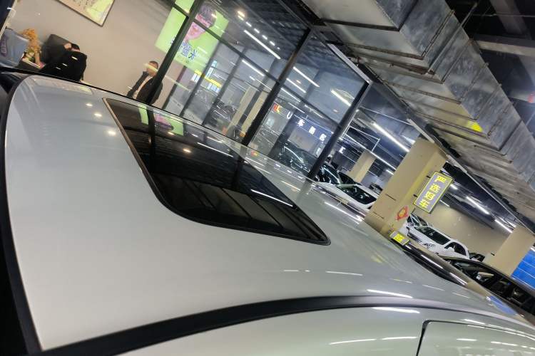 Used Honda Elysion 2019 2.0L Hybrid Supreme Edition