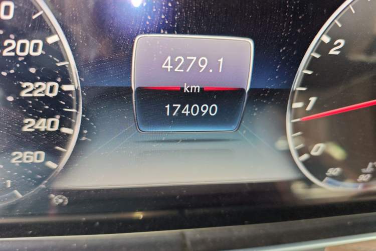 Used Mercedes-Benz E-Class 2019 Restyled E 300 L Luxury Edition