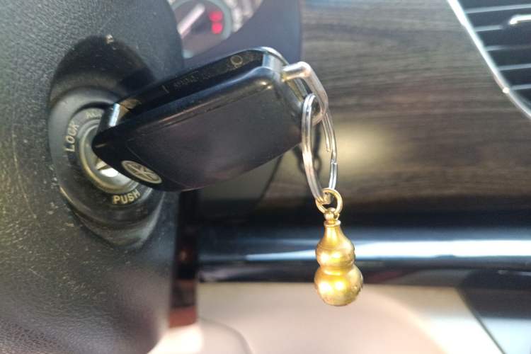 Used JAC Group Refine M5 2013 2.0T Gasoline Manual Business Edition