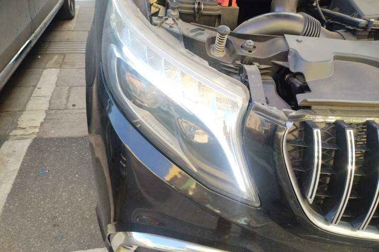 Used Jinguan V-Class 2020 2.0T Bach