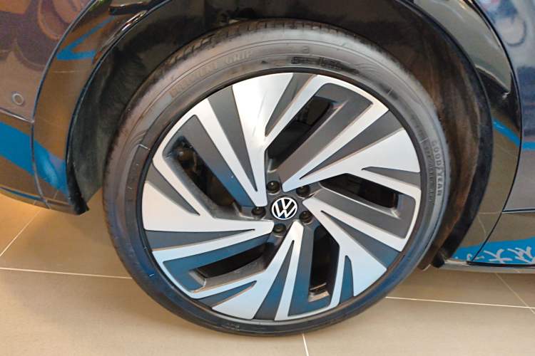 Used Volkswagen ID.4 CROZZ 2022 High-Performance PRIME Edition