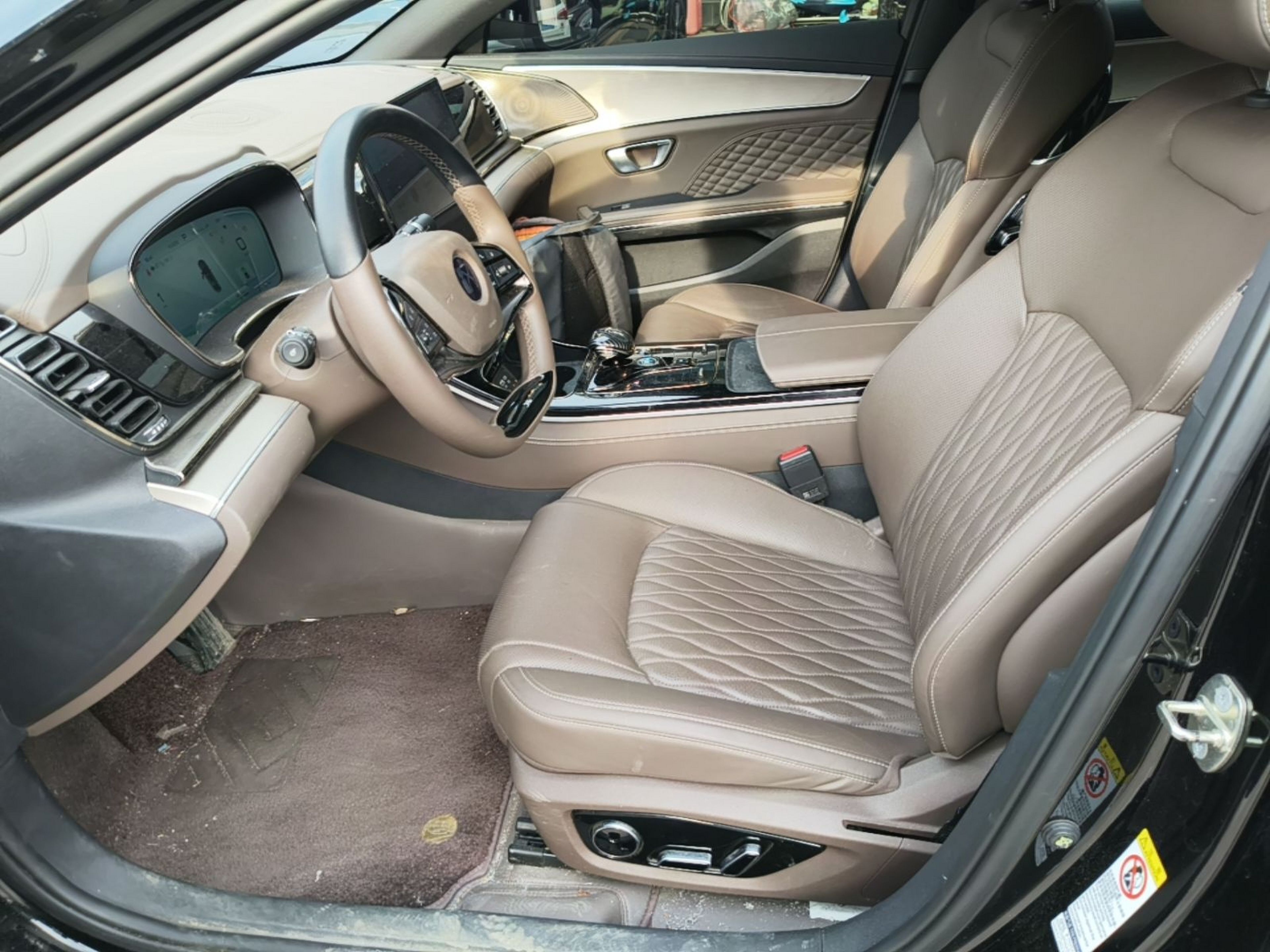 Interior delantero